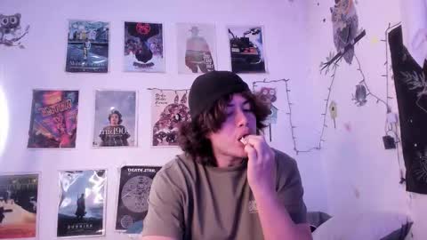 Snapshot of nico_bulge chatting on 09-22-25, 12:56 Nicols online show from 09-22-25, 12:56