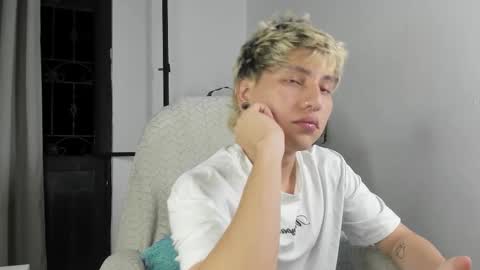 Nico  online show from 11-07-25, 02:55