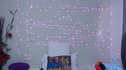 Nicol online show from 02-13-25, 06:05