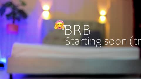 Snapshot of nicol_snow chatting on 12-30-24, 04:19 Your baby Nicol online show from 12-30-24, 04:19