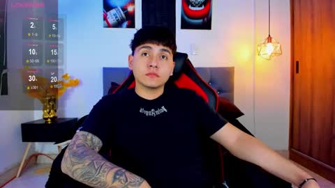 Snapshot of nicolas_james_sc chatting on 11-11-25, 01:33 nicolas_james_sc online show from 11-11-25, 01:33