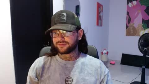 nicolas online show from 12-25-24, 03:29