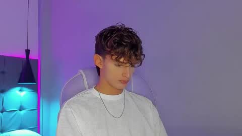 Snapshot of nicolasferrer18 chatting on 12-04-25, 07:44 nicolasferrer18 online show from 12-04-25, 07:44