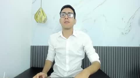 nicolasfine online show from 01-09-26, 11:57