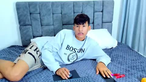 nicolastorres__ online show from 10-28-25, 07:12