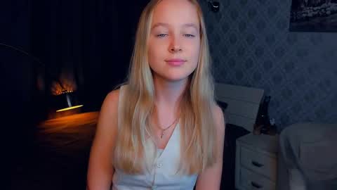 Nicoletta online show from 09-08-25, 06:18