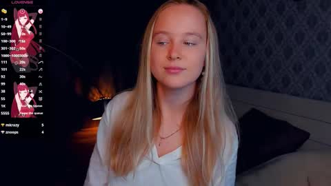 Snapshot of nicolavanderbie chatting on 09-10-25, 06:19 Nicoletta online show from 09-10-25, 06:19