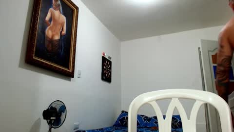 Snapshot of nicolay_74 chatting on 11-12-25, 01:39 Nicolay online show from 11-12-25, 01:39