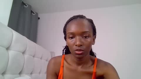 nicole161117 online show from 11-25-25, 01:49