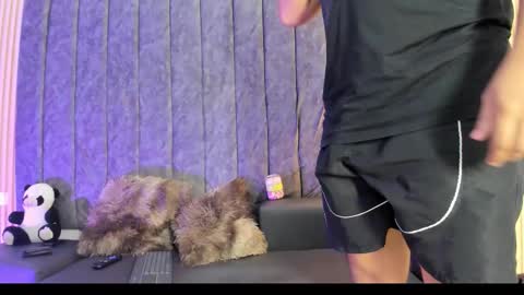 nicole_and_thiago online show from 10-02-25, 10:39