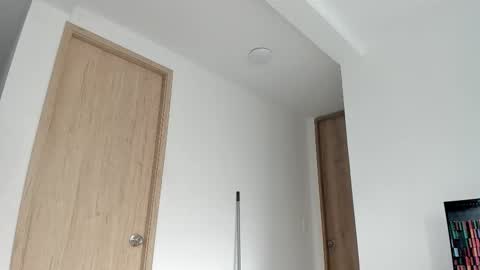 nicole_and_thiago1 online show from 01-10-26, 02:08