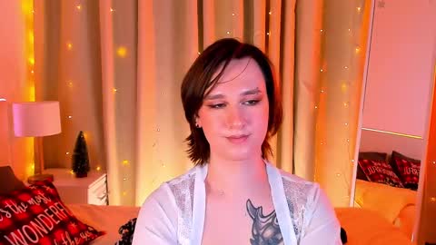 Nicole online show from 12-17-24, 04:01