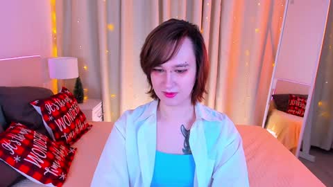 Nicole online show from 12-24-24, 08:49
