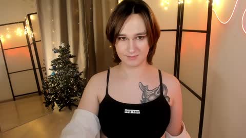 Nicole online show from 12-29-24, 12:45