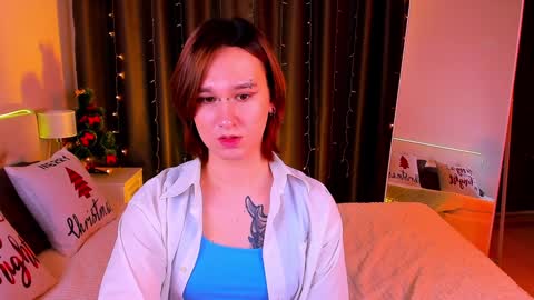 Nicole online show from 01-14-25, 03:32