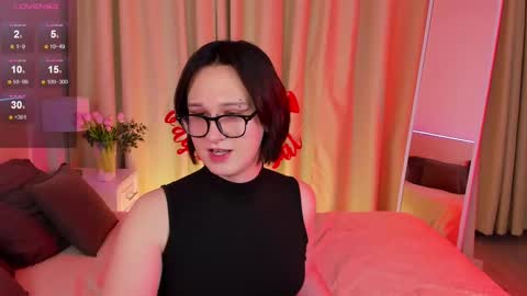 Nicole online show from 02-13-25, 05:33