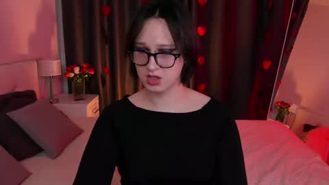 Nicole online show from 02-15-25, 07:17
