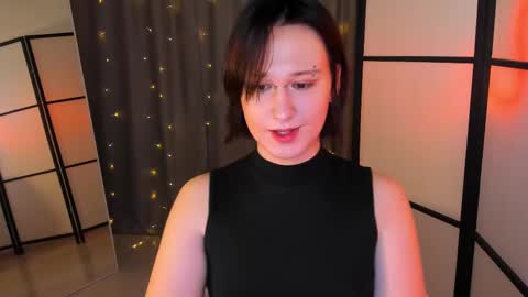 Nicole online show from 02-18-25, 05:10