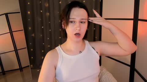 Nicole online show from 02-19-25, 01:39