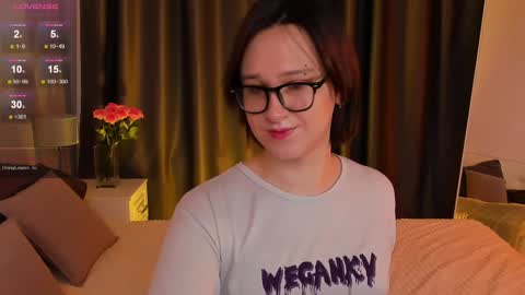 Nicole online show from 02-25-25, 01:28