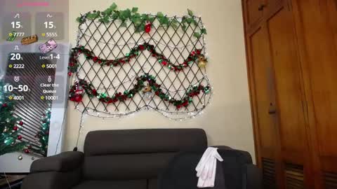 Nicole Santana online show from 12-11-24, 01:05