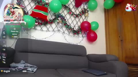 Nicole Santana online show from 12-30-24, 10:23