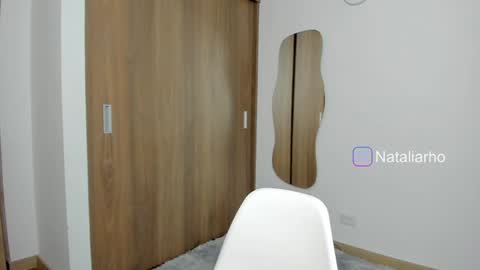 Snapshot of nicole_whitee chatting on 12-20-24, 08:34 N A T A L I A online show from 12-20-24, 08:34