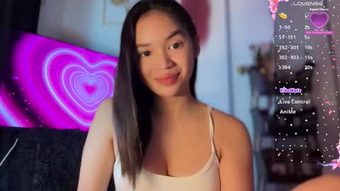 Snapshot of nicolecellini chatting on 10-21-25, 04:35 NICOLE online show from 10-21-25, 04:35