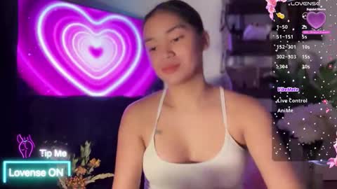 Snapshot of nicolecellini chatting on 10-25-25, 06:43 NICOLE online show from 10-25-25, 06:43