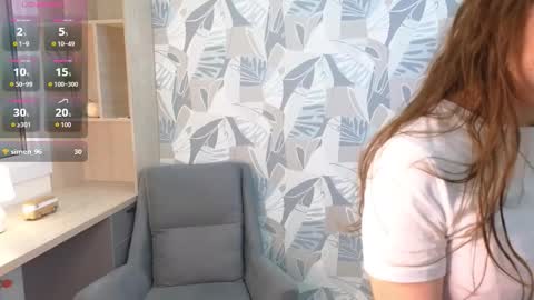 Kimmy online show from 10-22-25, 03:12