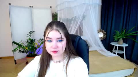 nicolefoxery online show from 12-07-24, 03:14
