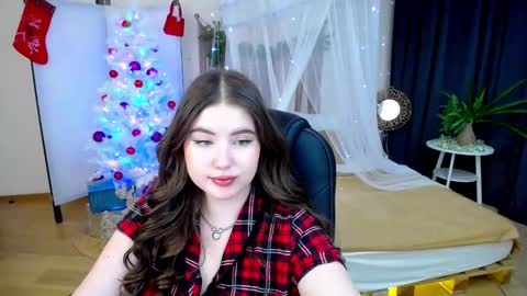 nicolefoxery online show from 12-11-24, 01:58
