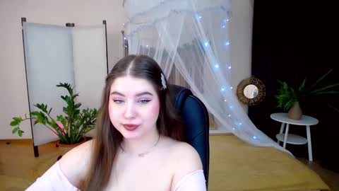 nicolefoxery online show from 01-19-25, 06:21
