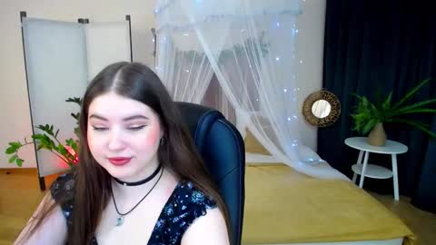 nicolefoxery online show from 02-06-25, 06:35