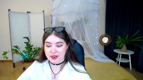 nicolefoxery online show from 02-07-25, 01:25