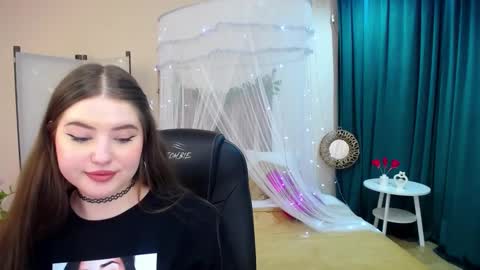 nicolefoxery online show from 02-24-25, 04:26