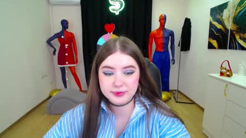 nicolefoxery online show from 02-25-25, 06:42