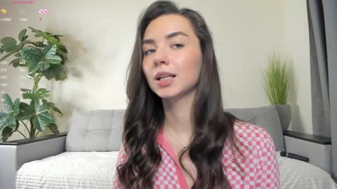 Dua Lipa online show from 02-02-25, 07:14