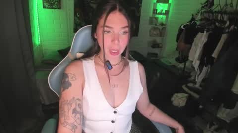 Snapshot of nicolepeachx chatting on 10-11-25, 09:46 Nicol independent model online show from 10-11-25, 09:46