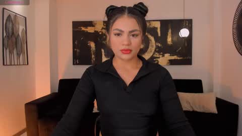 Nicole Sanz online show from 03-10-25, 10:26