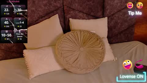 N I C O L E T  online show from 11-29-25, 07:17