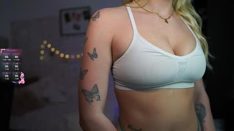 nicolette__shea_ online show from 02-18-25, 05:21