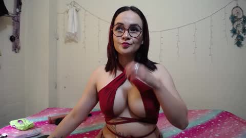 nicolle_sky online show from 02-21-25, 04:26