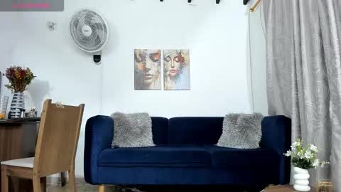 Nicolle Lima online show from 10-21-25, 10:32