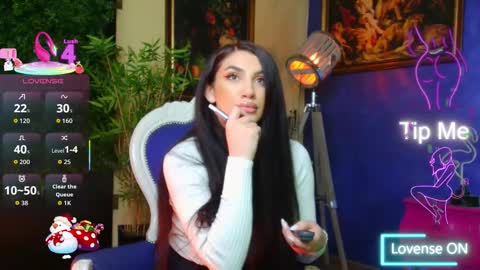 Nicolle online show from 01-18-26, 11:25