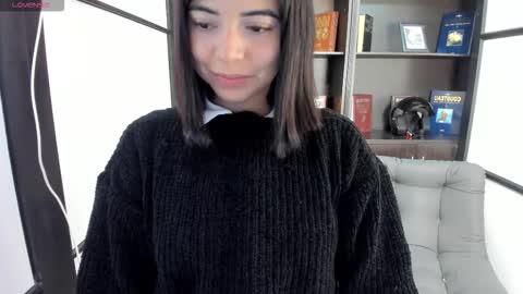 NicolRoss online show from 09-19-25, 12:50