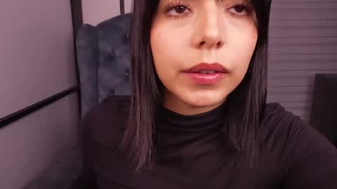 NicolRoss online show from 11-23-25, 11:37