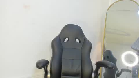 Nicol online show from 02-08-26, 08:56