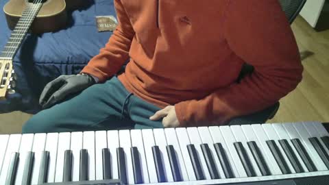 Julian online show from 12-03-24, 07:00