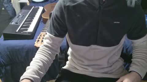 Julian online show from 01-10-25, 01:31